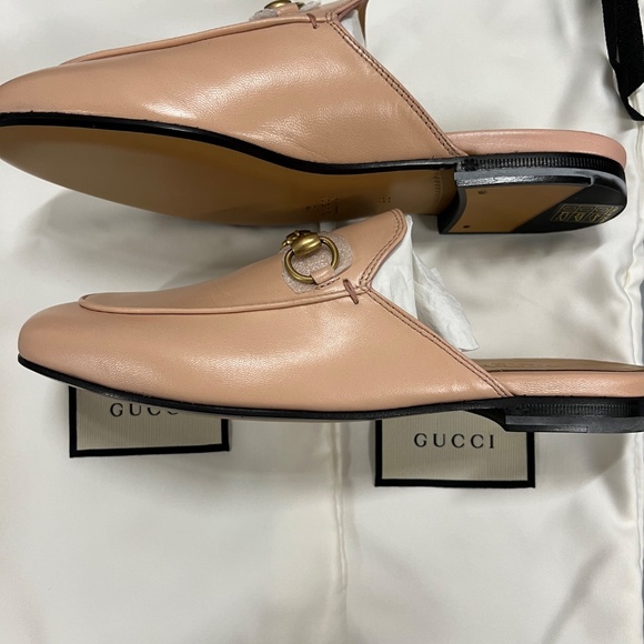 Gucci Women's Princetown Leather Slipper - Picture 3 of 5